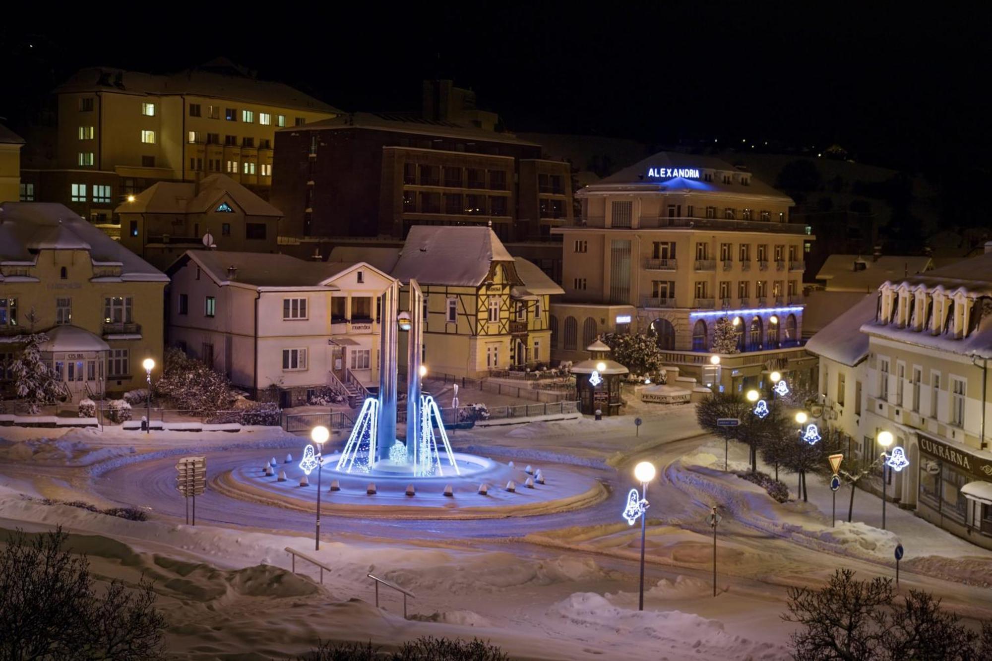 Kapsle Luhacovice Apartment Exterior photo